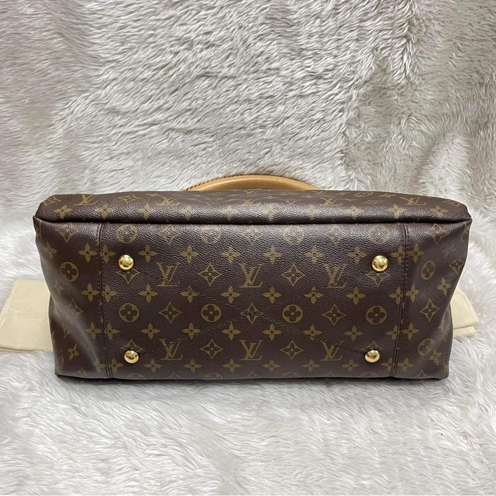 Louis Vuitton Artsy MM - Picture 5 of 15